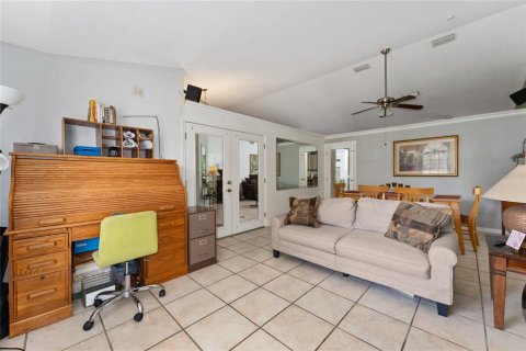 House in Sanford, Florida 3 bedrooms, 148.55 sq.m. № 1894449 - photo 8