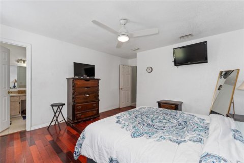 House in Sanford, Florida 3 bedrooms, 148.55 sq.m. № 1894449 - photo 12