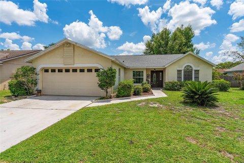 House in Sanford, Florida 3 bedrooms, 148.55 sq.m. № 1894449 - photo 1