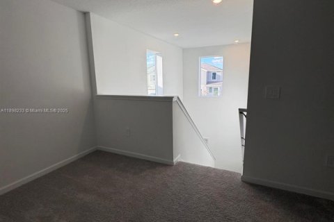 Снять в аренду виллу или дом в Лейк-Уэльс, Флорида 4 спальни, № 1952789 - фото 12