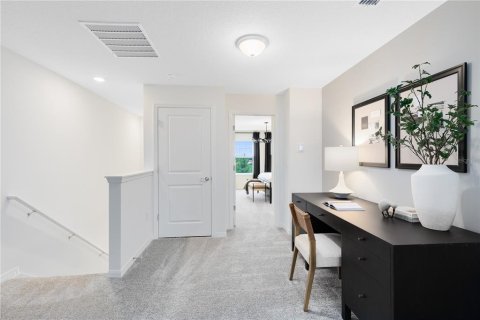 Townhouse in Winter Garden, Florida 3 bedrooms, 156.35 sq.m. № 2236989 - photo 17