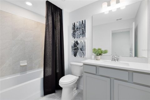 Townhouse in Winter Garden, Florida 3 bedrooms, 156.35 sq.m. № 2236989 - photo 24