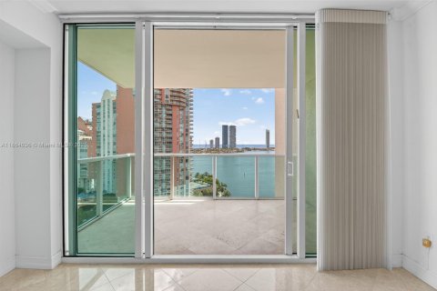 Condominio en venta en Aventura, Florida, 3 dormitorios, 159.79 m2 № 1980568 - foto 12