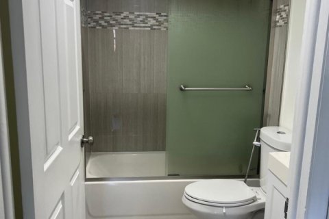 Купить кондоминиум в Майами, Флорида 4 комнаты, 80.82м2, № 2087800 - фото 10