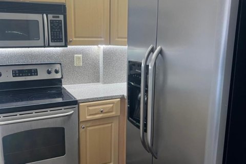 Купить кондоминиум в Майами, Флорида 4 комнаты, 80.82м2, № 2087800 - фото 7