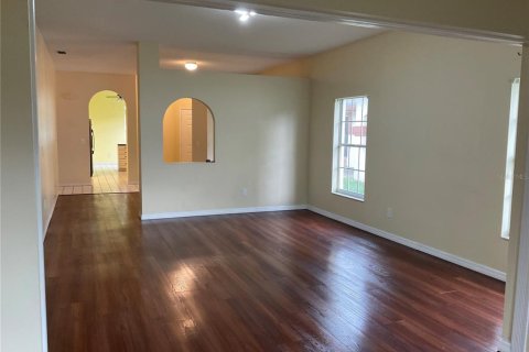 Villa ou maison à vendre à Orlando, Floride: 3 chambres, 166.57 m2 № 2167642 - photo 5