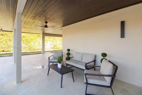 Купить виллу или дом в Майами, Флорида 3 спальни, 141.68м2, № 1994413 - фото 20