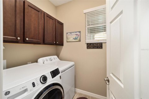 House in Ocala, Florida 2 bedrooms, 136.38 sq.m. № 1523584 - photo 5