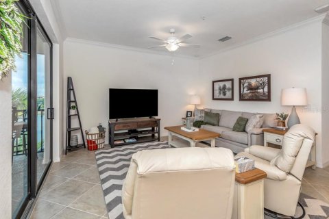 Condominio en alquiler en Lakewood Ranch, Florida, 2 dormitorios, 102.84 m2 № 2107064 - foto 4