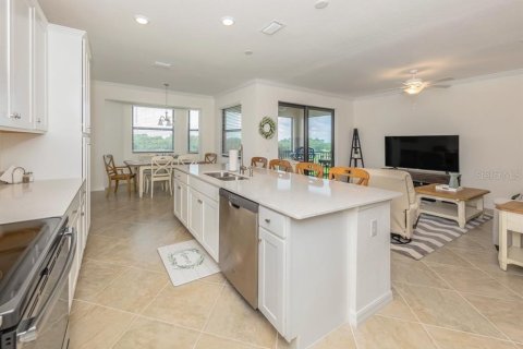 Condominio en alquiler en Lakewood Ranch, Florida, 2 dormitorios, 102.84 m2 № 2107064 - foto 9