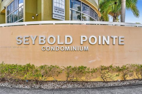 Copropriété à louer à Miami, Floride: 2 chambres, 82.78 m2 № 1989598 - photo 3