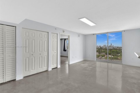 Copropriété à louer à Miami, Floride: 2 chambres, 82.78 m2 № 1989598 - photo 6