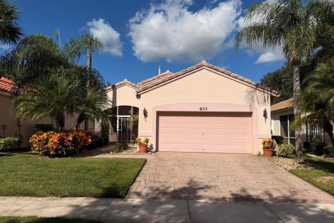 House in Port St. Lucie, Florida 2 bedrooms, 141.77 sq.m. № 2175848