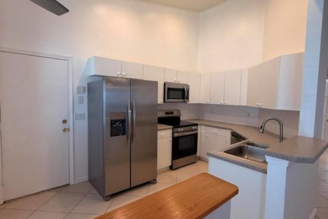 Casa en venta en Port St. Lucie, Florida, 2 dormitorios, 141.77 m2 № 2175848 - foto 6