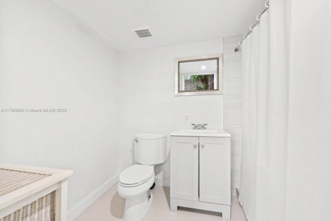 House in Miramar, Florida 2 bedrooms, 90.21 sq.m. № 1863463 - photo 15