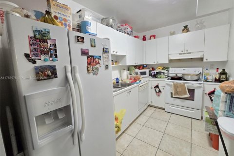 Condominio en venta en Miami, Florida, 2 dormitorios, 92.16 m2 № 1702307 - foto 4