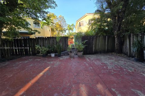 Condominio en venta en Miami, Florida, 2 dormitorios, 92.16 m2 № 1702307 - foto 6