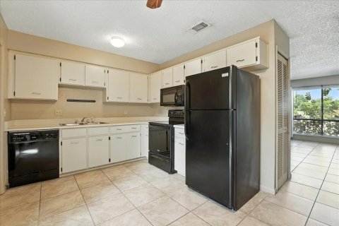 Townhouse in Altamonte Springs, Florida 2 bedrooms, 89.74 sq.m. № 1880908 - photo 7