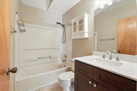 Townhouse in Altamonte Springs, Florida 2 bedrooms, 89.74 sq.m. № 1880908 - photo 14