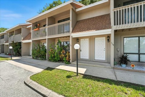 Townhouse in Altamonte Springs, Florida 2 bedrooms, 89.74 sq.m. № 1880908 - photo 1