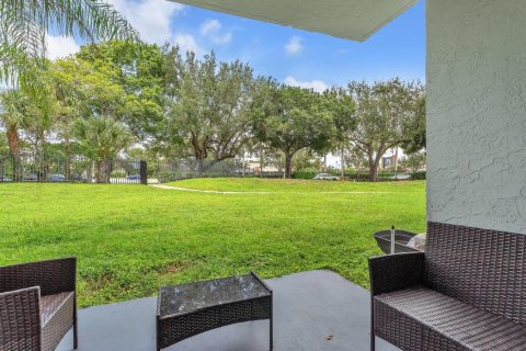Condominio en venta en Coral Springs, Florida, 2 dormitorios, 91.6 m2 № 2245332 - foto 20