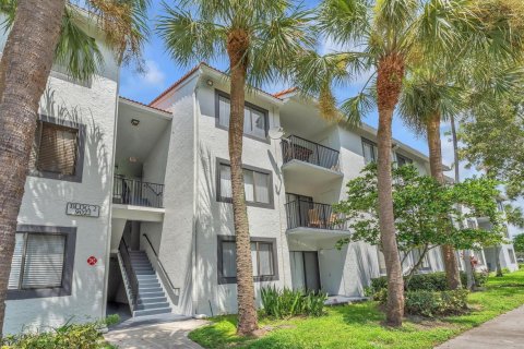 Condominio en venta en Coral Springs, Florida, 2 dormitorios, 91.6 m2 № 2245332 - foto 22