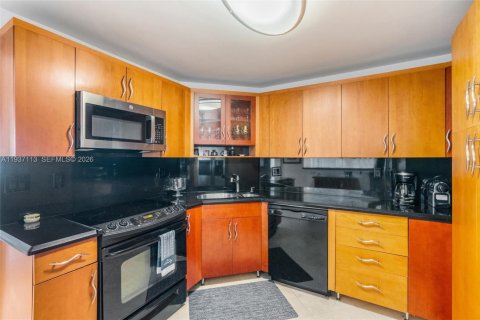 Copropriété à louer à Fort Lauderdale, Floride: 2 chambres, 140.56 m2 № 1994995 - photo 12