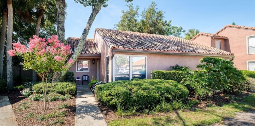Condominio en Winter Park, Florida, 1 dormitorio № 1873037