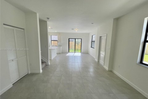 Touwnhouse à louer à Miami, Floride: 3 chambres, 168.34 m2 № 2031394 - photo 12