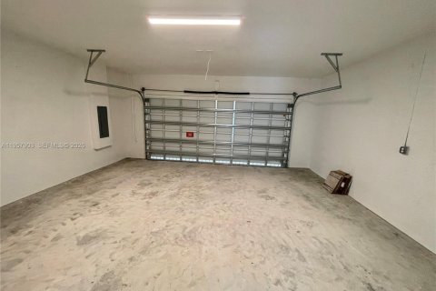 Touwnhouse à louer à Miami, Floride: 3 chambres, 168.34 m2 № 2031394 - photo 14