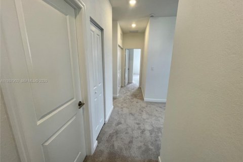 Touwnhouse à louer à Miami, Floride: 3 chambres, 168.34 m2 № 2031394 - photo 18