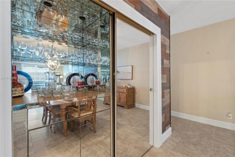 Condominio en alquiler en Fort Lauderdale, Florida, 1 dormitorio, 88.26 m2 № 1945007 - foto 15