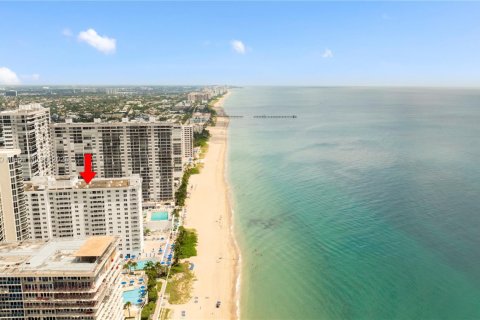Condominio en alquiler en Fort Lauderdale, Florida, 1 dormitorio, 88.26 m2 № 1945007 - foto 2