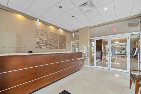 Condominio en alquiler en Fort Lauderdale, Florida, 1 dormitorio, 88.26 m2 № 1945007 - foto 28