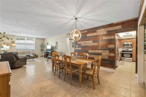 Condominio en alquiler en Fort Lauderdale, Florida, 1 dormitorio, 88.26 m2 № 1945007 - foto 8