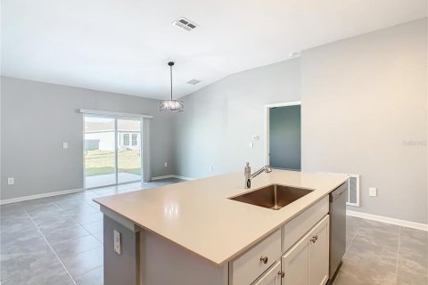 Villa ou maison à louer à Eagle Lake, Floride: 3 chambres, 144.93 m2 № 2103357 - photo 7