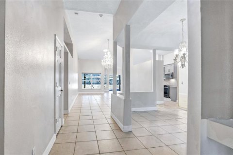Casa en venta en Orlando, Florida, 4 dormitorios, 189.89 m2 № 2386171 - foto 7