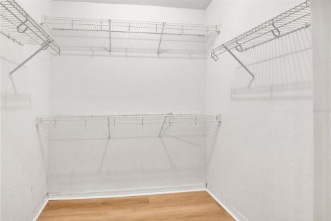 Casa en venta en Orlando, Florida, 4 dormitorios, 189.89 m2 № 2386171 - foto 24