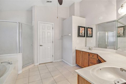 Casa en venta en Orlando, Florida, 4 dormitorios, 189.89 m2 № 2386171 - foto 27