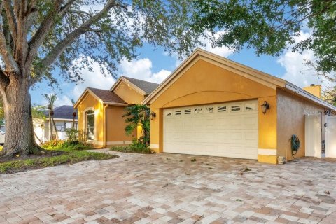 Casa en venta en Orlando, Florida, 4 dormitorios, 189.89 m2 № 2386171 - foto 4