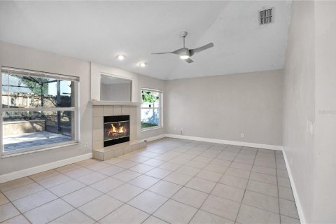 Casa en venta en Orlando, Florida, 4 dormitorios, 189.89 m2 № 2386171 - foto 18
