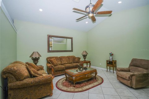 Casa en venta en Belleview, Florida, 3 dormitorios, 212.28 m2 № 1684543 - foto 10
