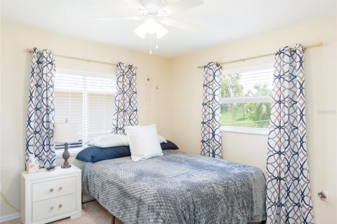 House in North Port, Florida 3 bedrooms, 170.48 sq.m. № 1876856 - photo 25