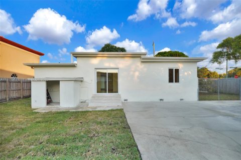 Villa ou maison à vendre à Miami, Floride: 3 chambres, 104.52 m2 № 1973897 - photo 25
