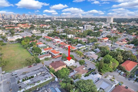 Villa ou maison à vendre à Miami, Floride: 3 chambres, 104.52 m2 № 1973897 - photo 3