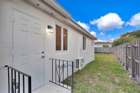Villa ou maison à vendre à Miami, Floride: 3 chambres, 104.52 m2 № 1973897 - photo 20