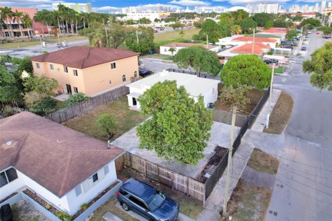 Villa ou maison à vendre à Miami, Floride: 3 chambres, 104.52 m2 № 1973897 - photo 29