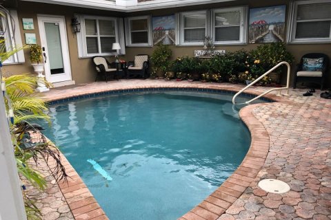 Propiedad comercial en venta en Fort Lauderdale, Florida, 208.1 m2 № 1033896 - foto 1