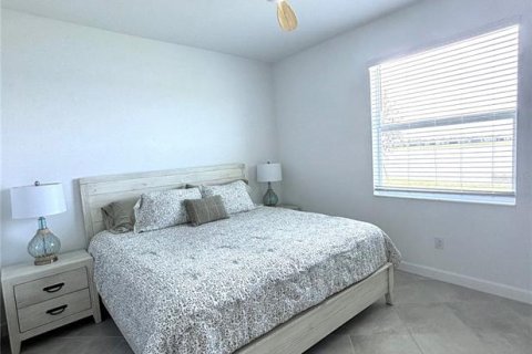 Villa ou maison à louer à Englewood, Floride: 3 chambres, 132.11 m2 № 2115094 - photo 7