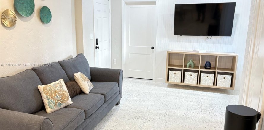 Apartamento en Miami, Florida 1 dormitorio, 67.63 m2 № 2240211